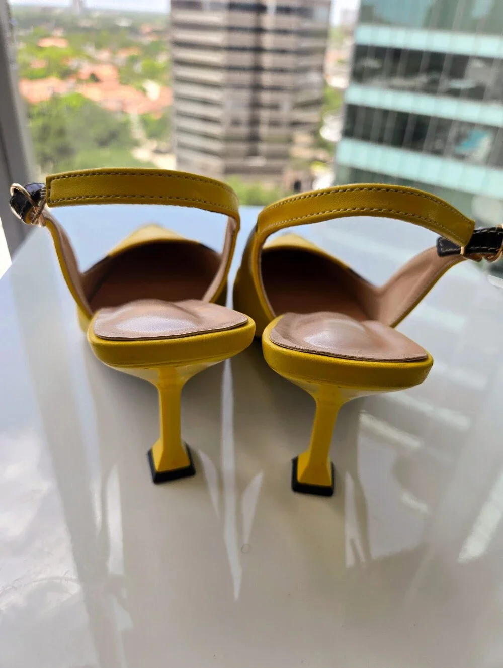 Women's Yellow and Black Pointed Slingback Heels